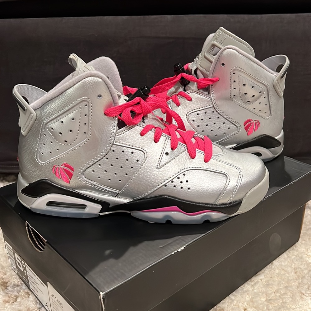 Nike Air Jordan Valentine’s Day silver hot pink